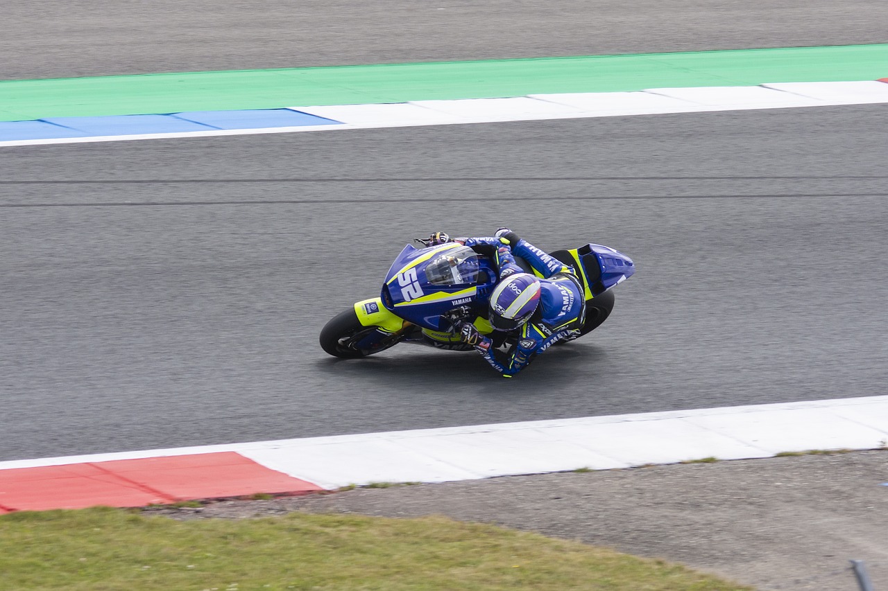 正是這份堅 正是這份堅